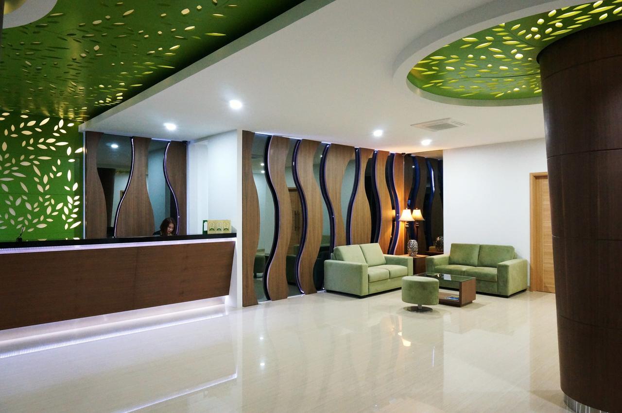 Green Eden Hotel Manado Exterior foto